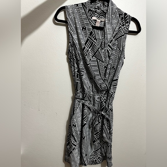 FOREVER 21 print dress - Picture 1 of 8